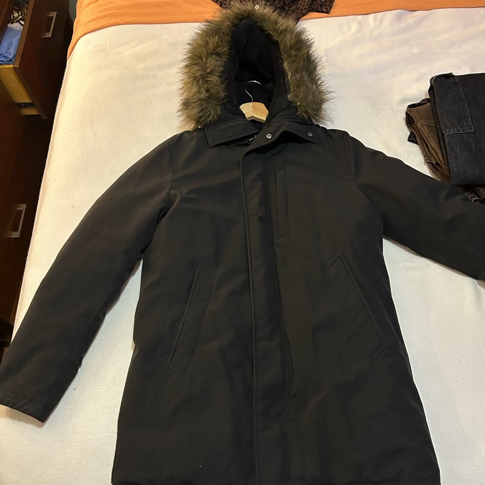 Women’s Uniqlo Black Parka with Faux Fur Hood